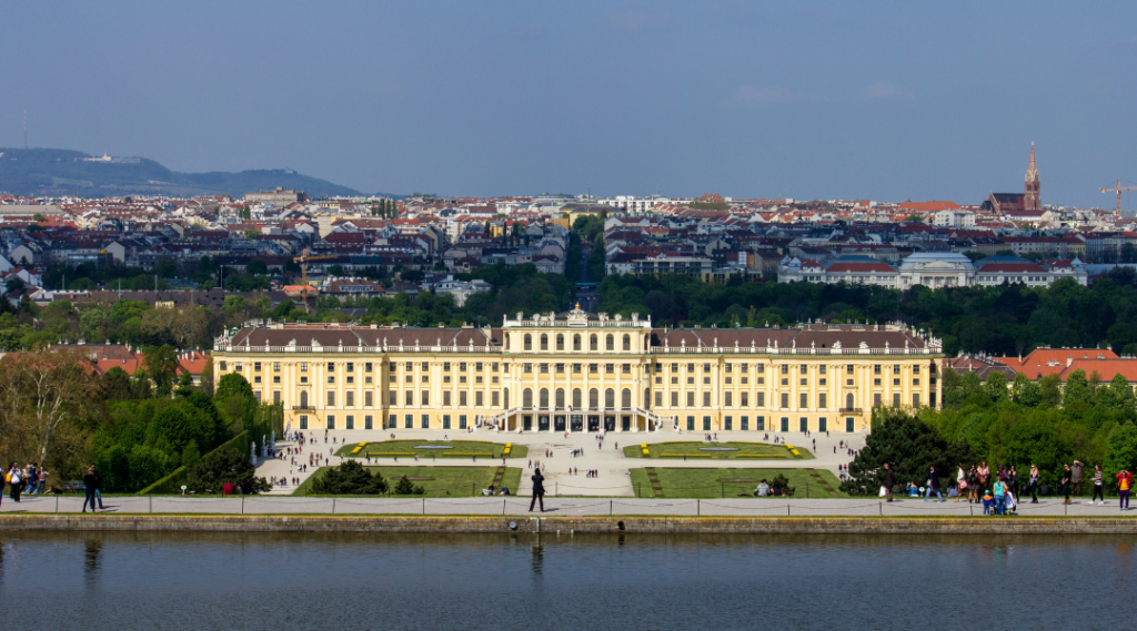 Schlosspark Schönbrunn Wien