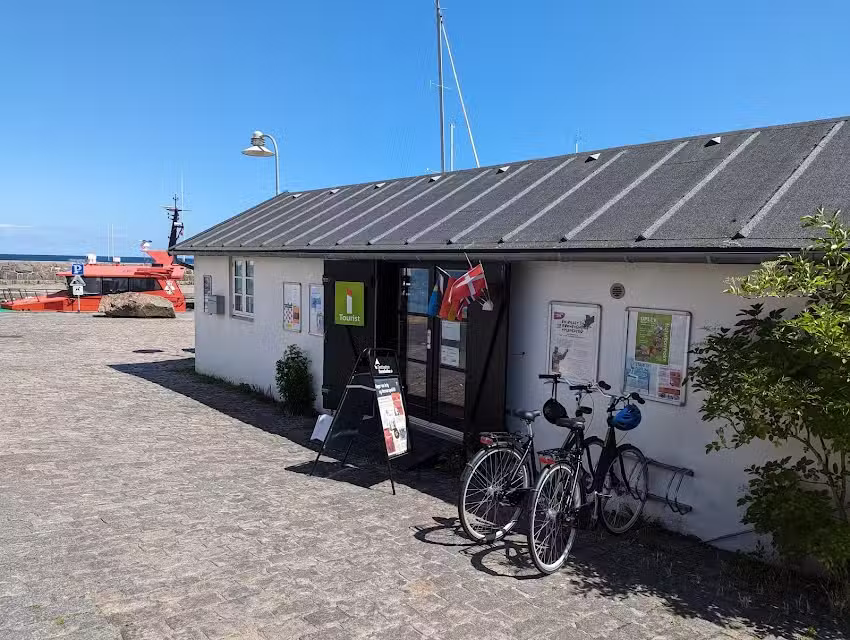 Informaci&oacute;n tur&iacute;stica de Bornholm &ndash; Allinge