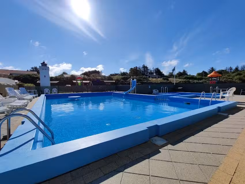 Camping, caba&ntilde;as y motel de Egelunds