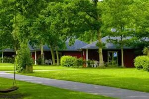 Hou Water Sports Center