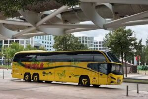 IVERSENBUS / B&aelig;kke Taxi & Tourist ApS