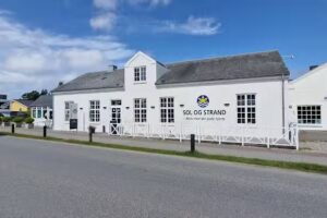Location de maisons de vacances au soleil et &agrave; la plage &ndash; Agence locale Bl&aring;vand